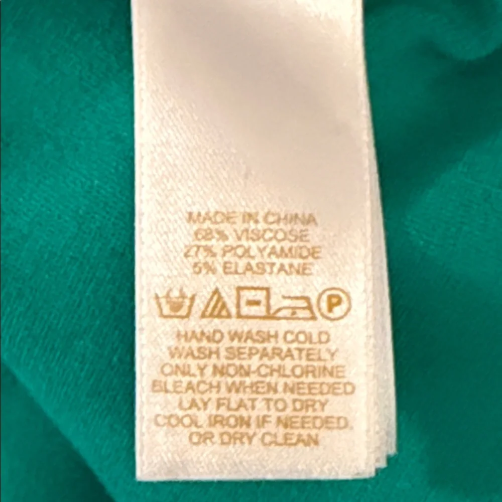 Kate Spade ladies Kelly Green Scoop neck Fit and flare dress. Size 8.